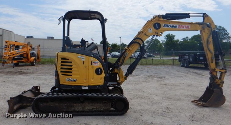 image for item DK5673 2014 Yanmar VIO35-6A  mini excavator