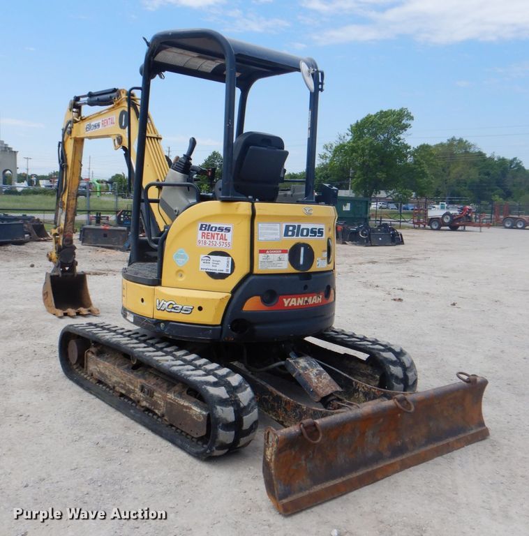 image for item DK5673 2014 Yanmar VIO35-6A  mini excavator