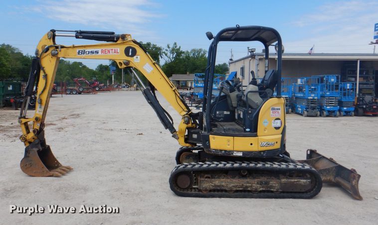 image for item DK5673 2014 Yanmar VIO35-6A  mini excavator