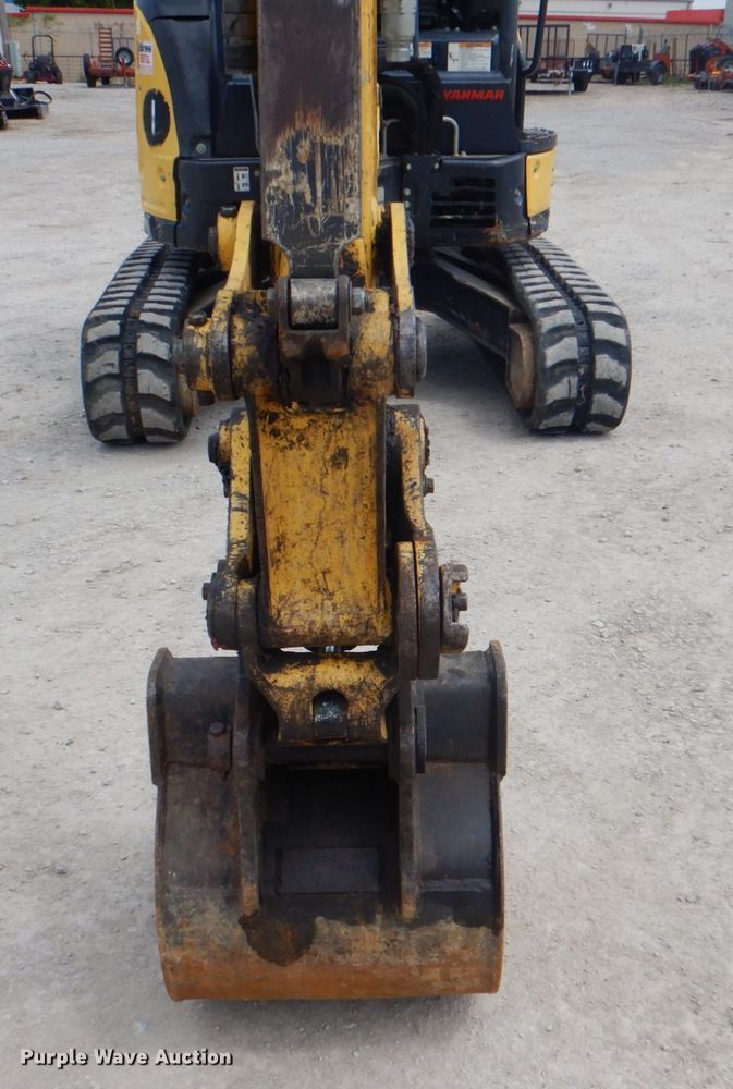 image for item DK5673 2014 Yanmar VIO35-6A  mini excavator