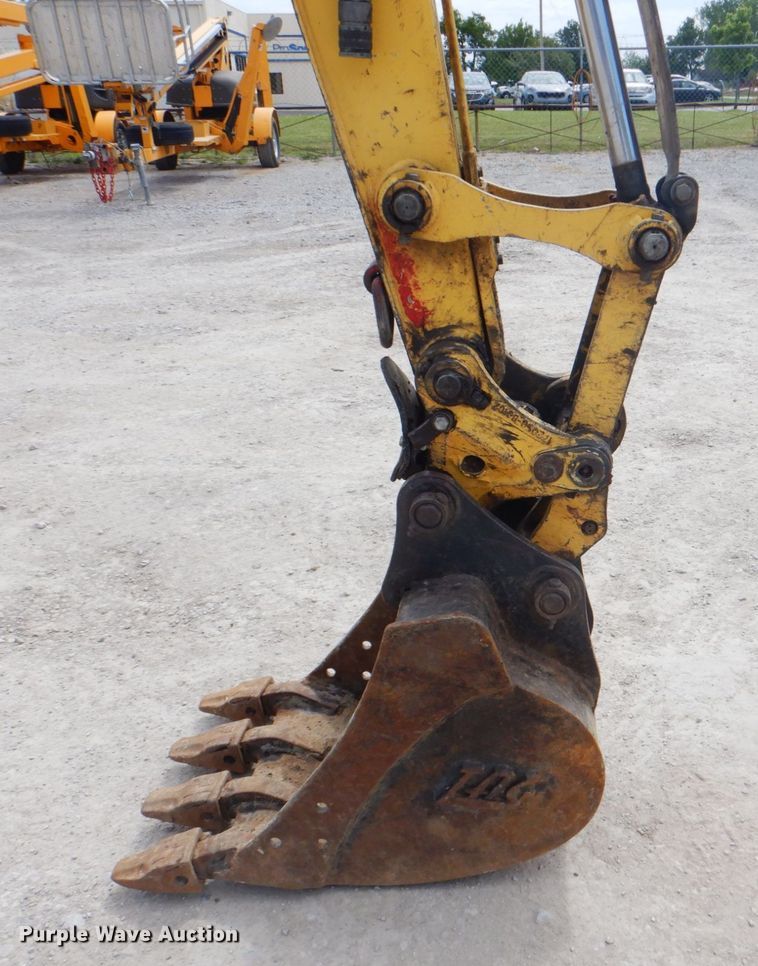 image for item DK5673 2014 Yanmar VIO35-6A  mini excavator