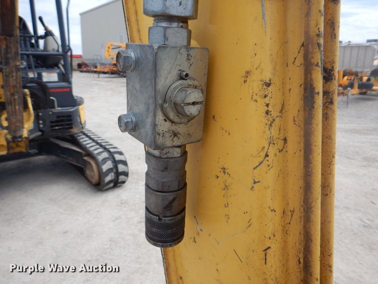 image for item DK5673 2014 Yanmar VIO35-6A  mini excavator