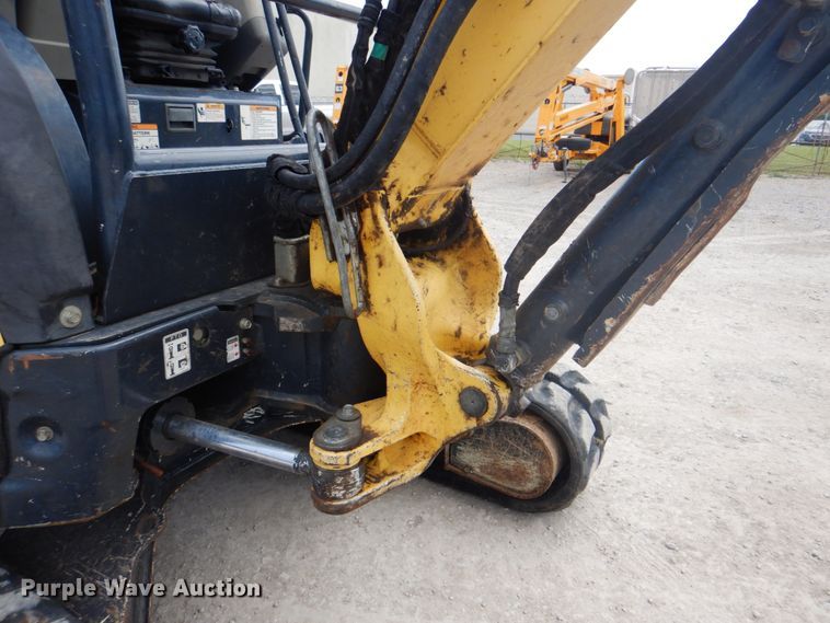 image for item DK5673 2014 Yanmar VIO35-6A  mini excavator