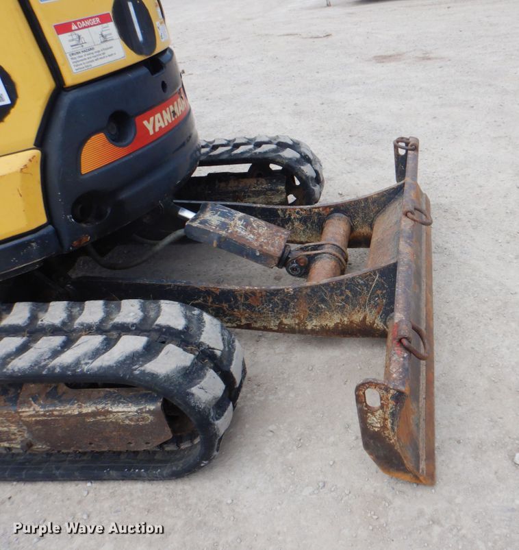 image for item DK5673 2014 Yanmar VIO35-6A  mini excavator