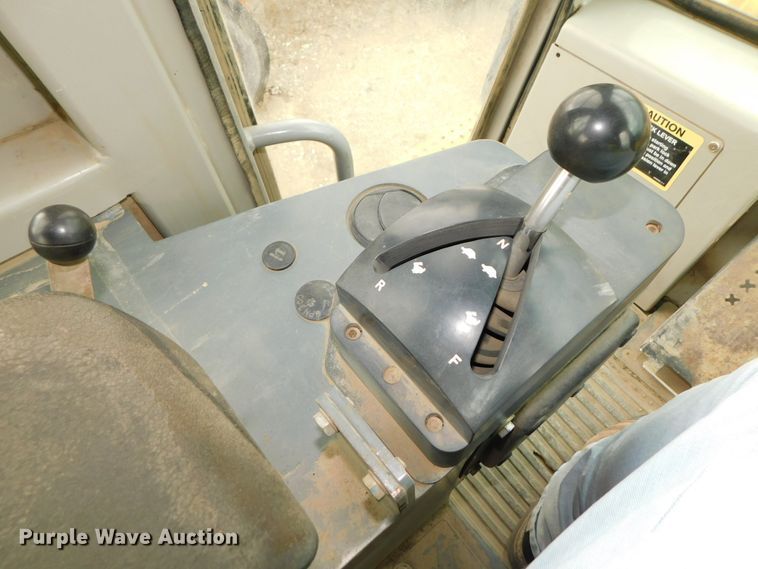 image for item DK8536 2003 John Deere 755C  track loader