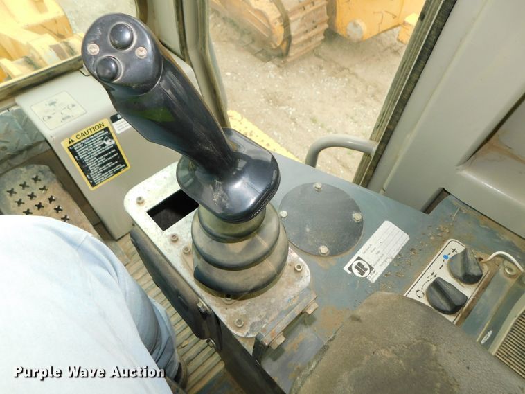 image for item DK8536 2003 John Deere 755C  track loader