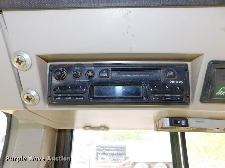 image for item DK8536 2003 John Deere 755C  track loader