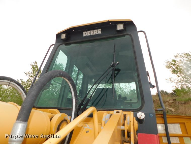 image for item DK8536 2003 John Deere 755C  track loader