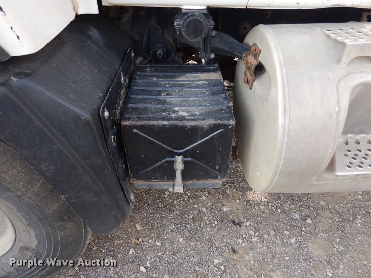 image for item DL8005 1991 Mack RD688S  dump truck