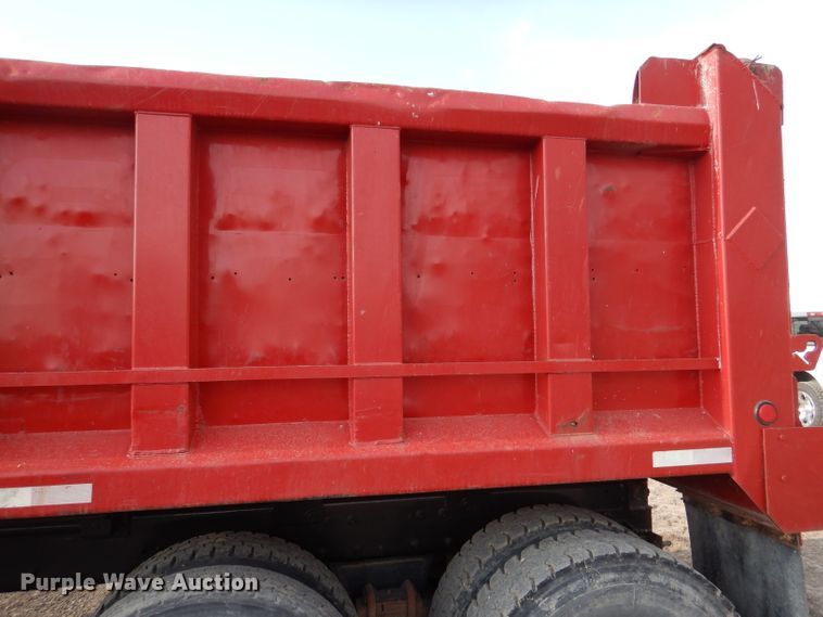 image for item DL8005 1991 Mack RD688S  dump truck
