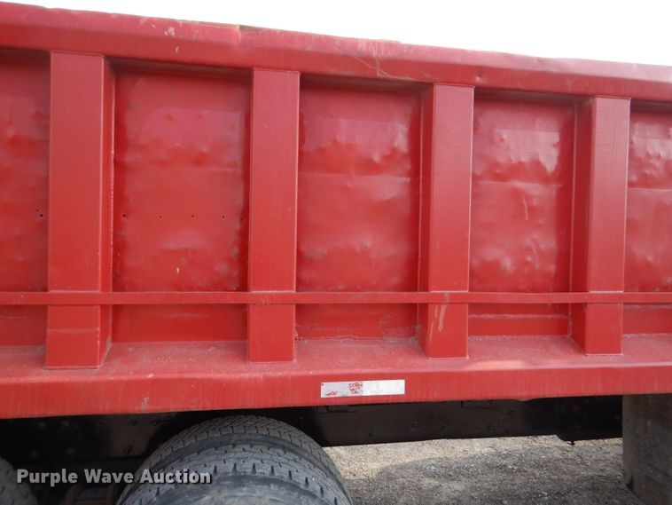 image for item DL8005 1991 Mack RD688S  dump truck