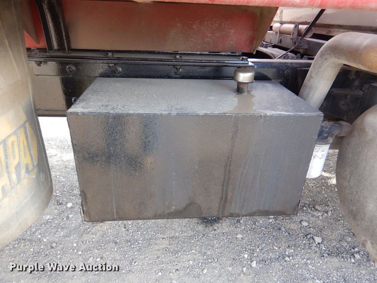 image for item DL8005 1991 Mack RD688S  dump truck