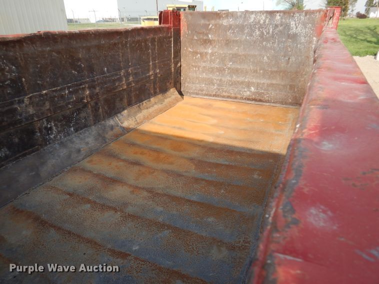 image for item DL8005 1991 Mack RD688S  dump truck