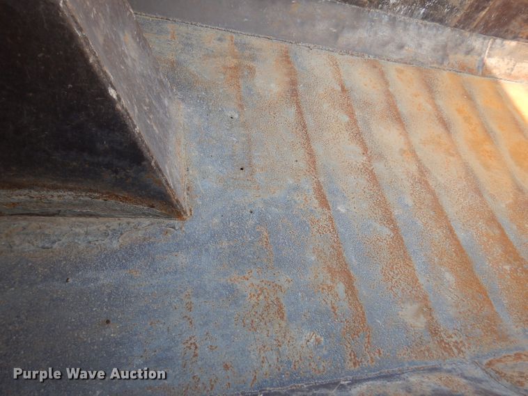 image for item DL8005 1991 Mack RD688S  dump truck