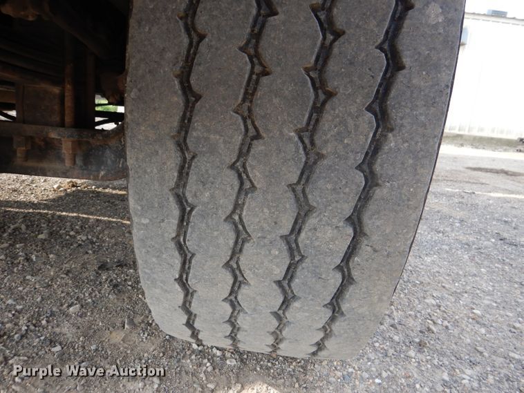 image for item DL8005 1991 Mack RD688S  dump truck