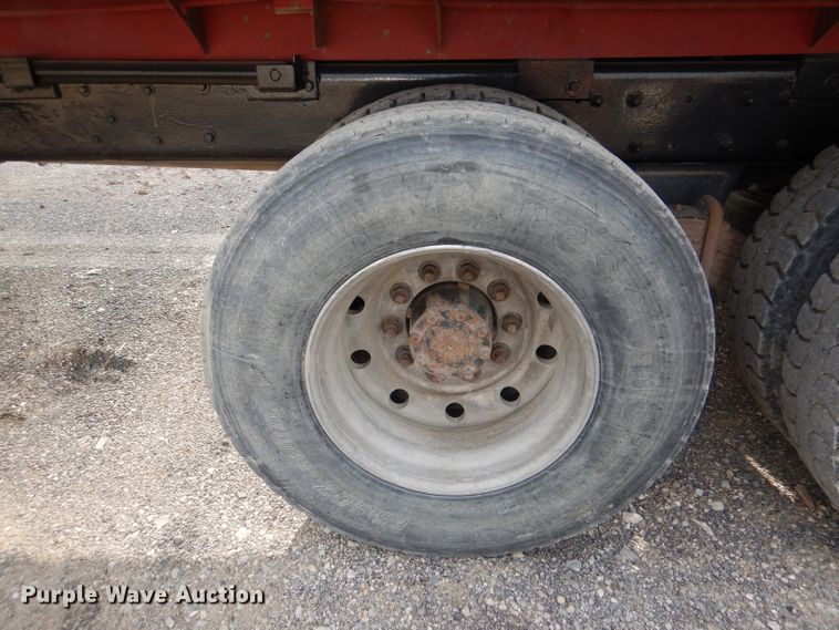 image for item DL8005 1991 Mack RD688S  dump truck