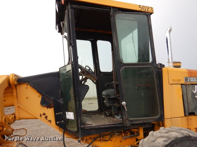 image for item DL8007 1990 John Deere 770  motor grader