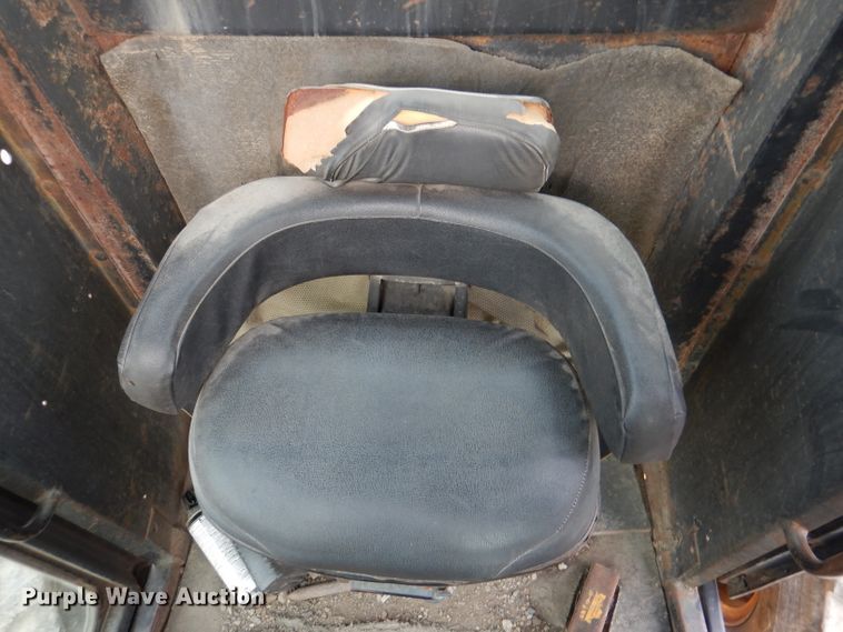 image for item DL8007 1990 John Deere 770  motor grader