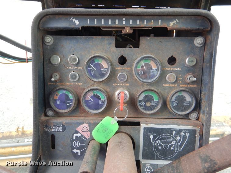 image for item DL8007 1990 John Deere 770  motor grader