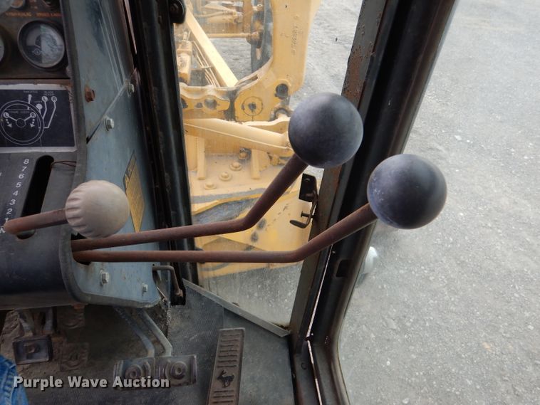 image for item DL8007 1990 John Deere 770  motor grader