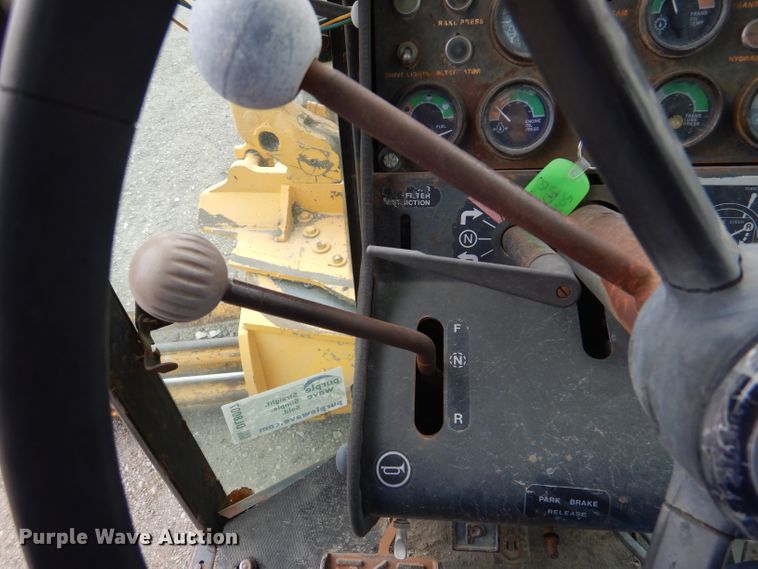 image for item DL8007 1990 John Deere 770  motor grader