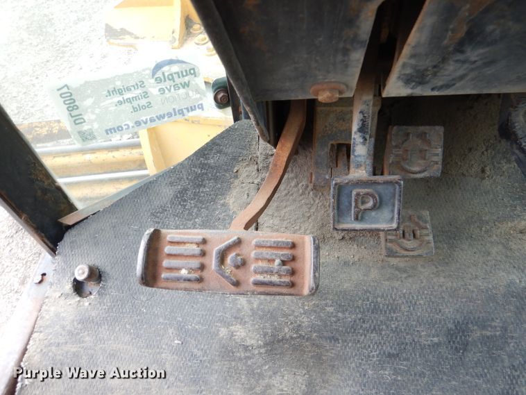 image for item DL8007 1990 John Deere 770  motor grader