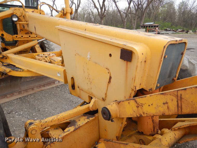 image for item DL8007 1990 John Deere 770  motor grader