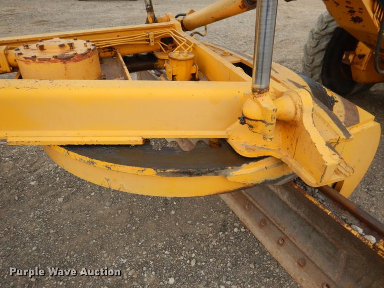 image for item DL8007 1990 John Deere 770  motor grader