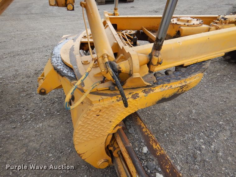 image for item DL8007 1990 John Deere 770  motor grader