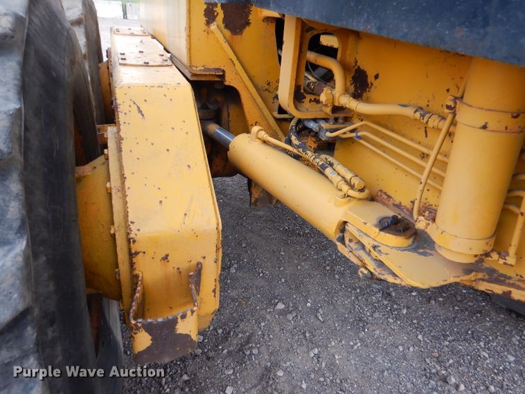 image for item DL8007 1990 John Deere 770  motor grader