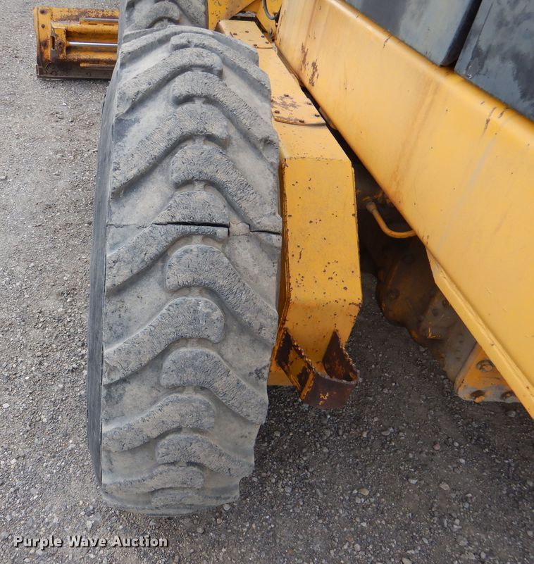 image for item DL8007 1990 John Deere 770  motor grader