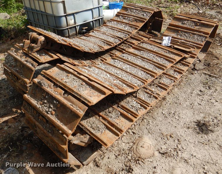 image for item DL8030 Caterpillar 953A tracks