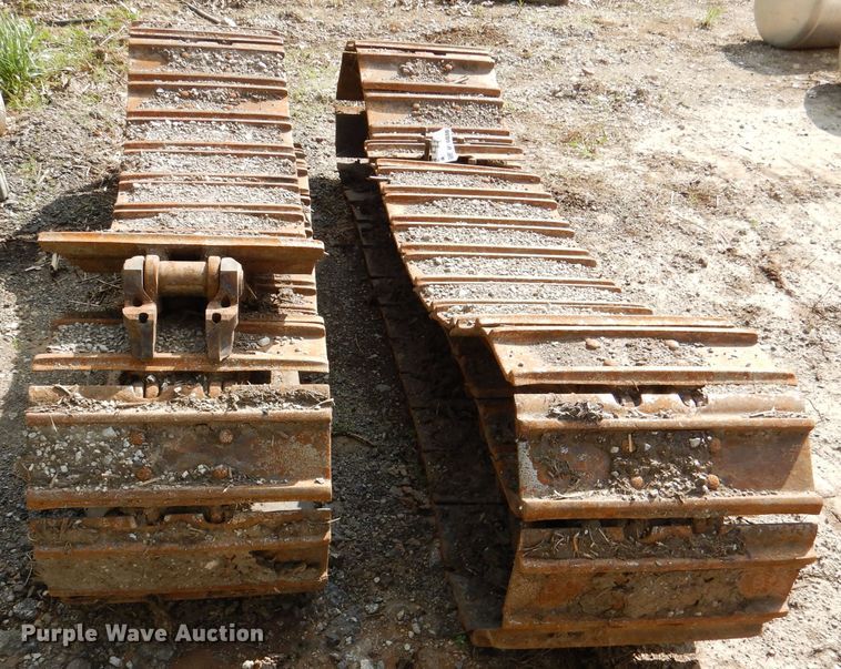 image for item DL8030 Caterpillar 953A tracks