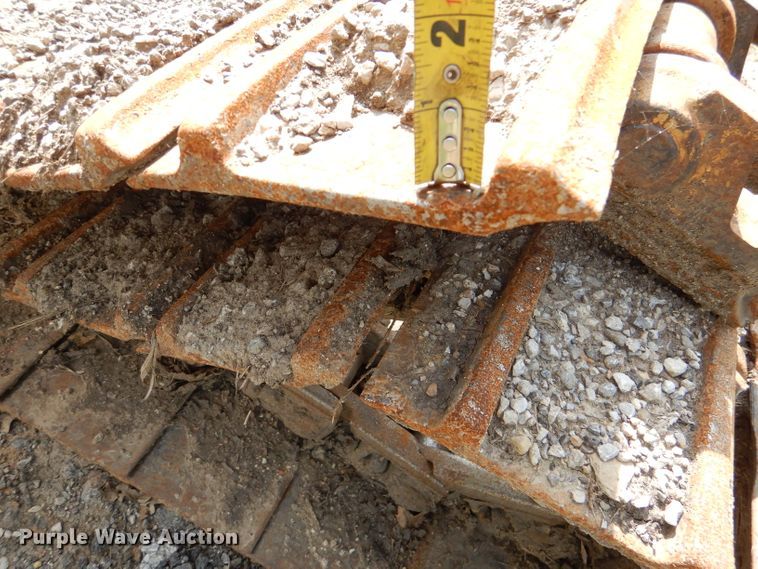 image for item DL8030 Caterpillar 953A tracks