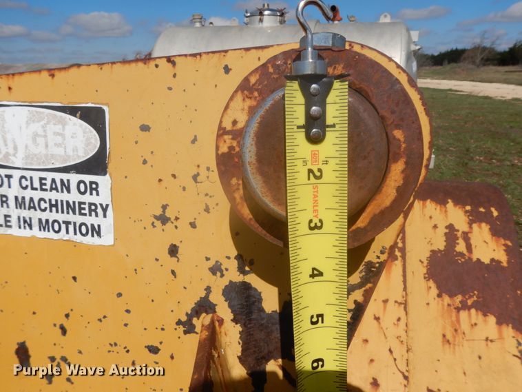 image for item DM2896 Brown Brontosaurus 42"W mulcher