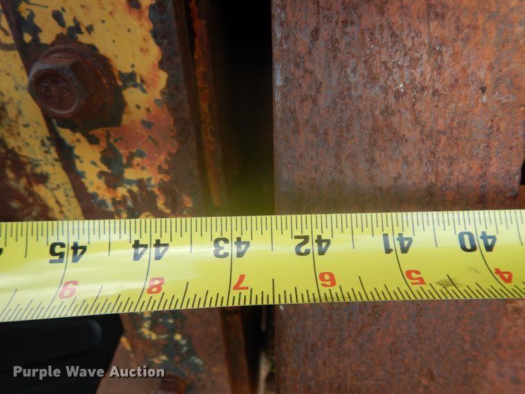 image for item DM2896 Brown Brontosaurus 42"W mulcher