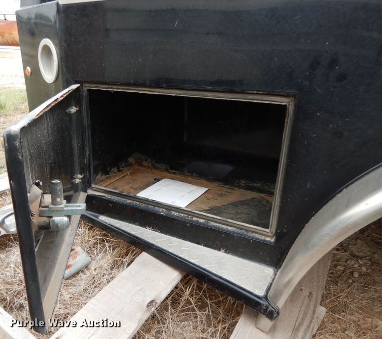 image for item DM2945 CM 500993 flatbed