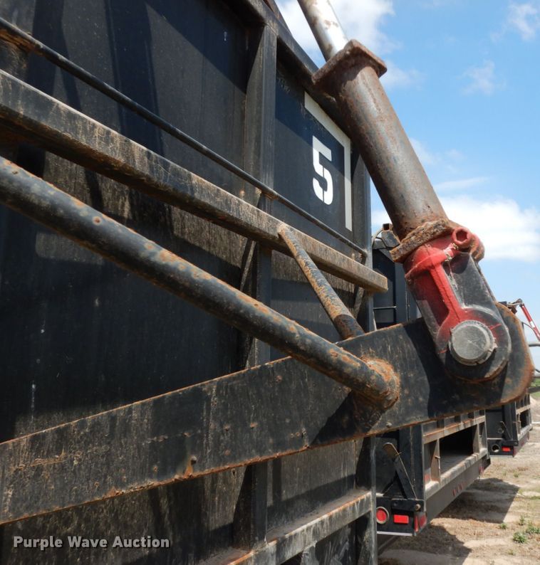 image for item DM2949 2010 Top Hat  end dump trailer