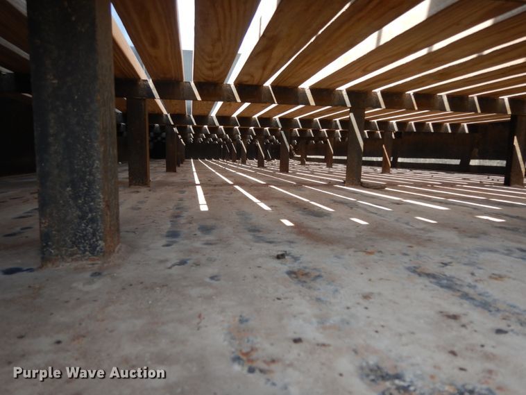 image for item DM2949 2010 Top Hat  end dump trailer