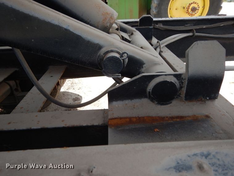 image for item DM2950 2010 Top Hat  end dump trailer