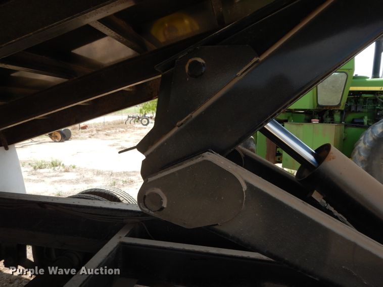 image for item DM2950 2010 Top Hat  end dump trailer