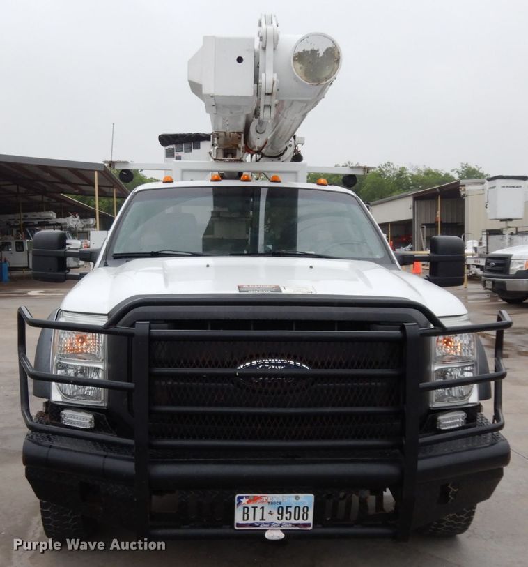 image for item DM2963 2012 Ford F550  bucket truck