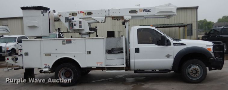 image for item DM2963 2012 Ford F550  bucket truck