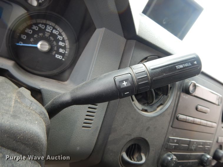 image for item DM2963 2012 Ford F550  bucket truck