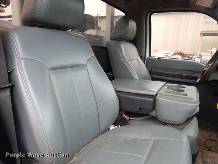 image for item DM2963 2012 Ford F550  bucket truck