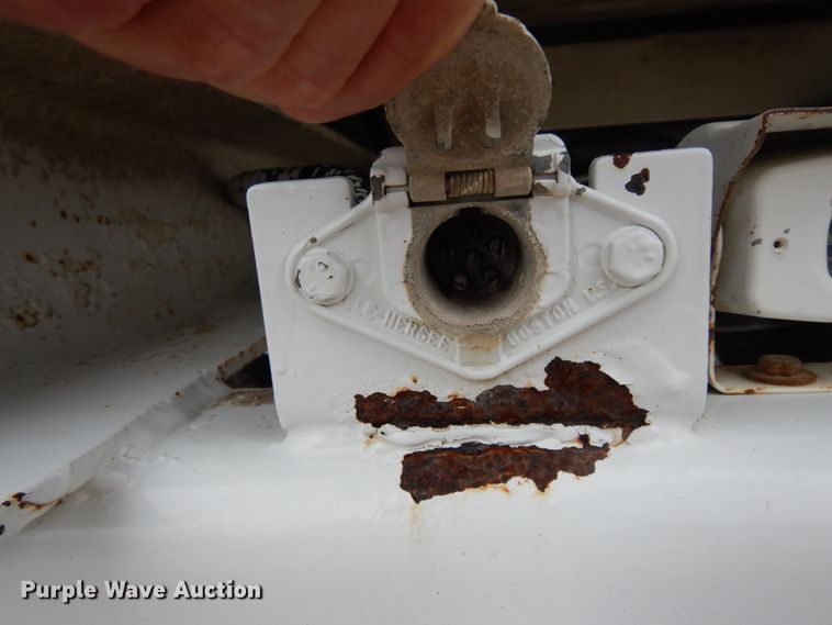 image for item DM2963 2012 Ford F550  bucket truck