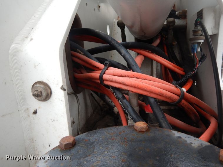 image for item DM2963 2012 Ford F550  bucket truck