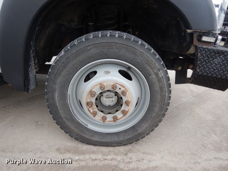 image for item DM2963 2012 Ford F550  bucket truck