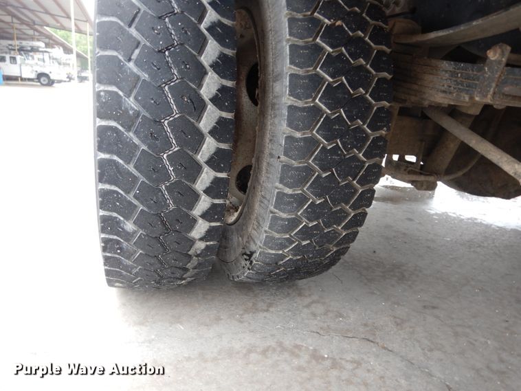 image for item DM2963 2012 Ford F550  bucket truck