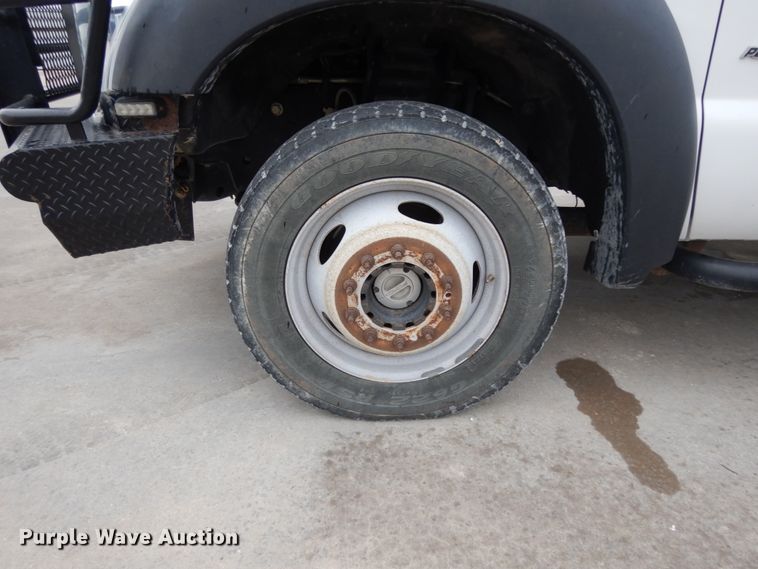 image for item DM2963 2012 Ford F550  bucket truck